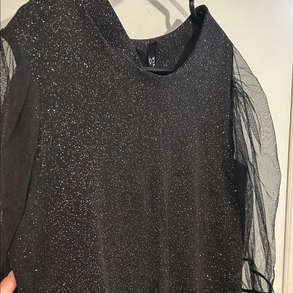Elegant Black Glitter Mini Dress With Gorgeous Sleeves - PTP 19.5” - Picture 4 of 5